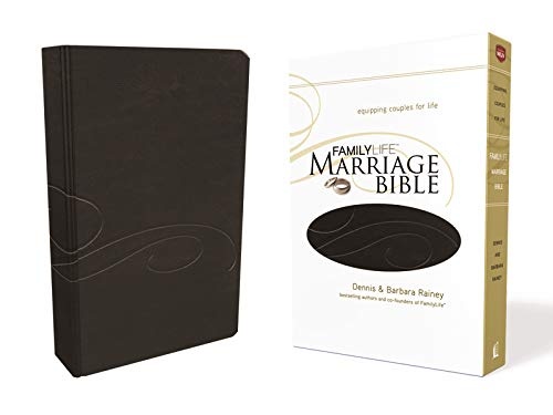 NKJV, FamilyLife Marriage Bible, Leathersoft, Brown: Equipping Couples for Life