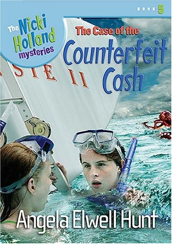 The Case of the Counterfeit Cash (The Nicki Holland Mystery Series #5)