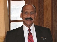 Larry E.  Davis